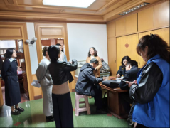 江苏射阳经济开辟区工委组织多部分开展校外培